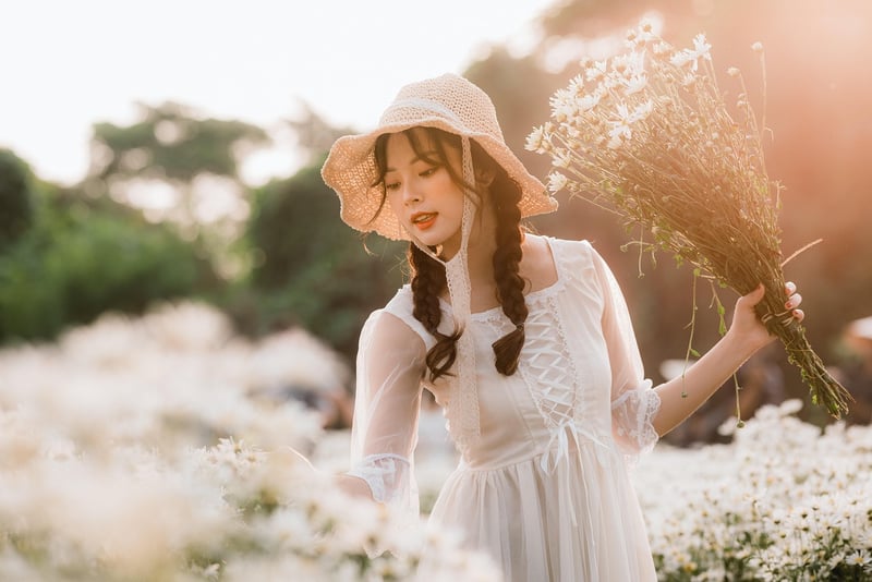 Silhouette of a woman